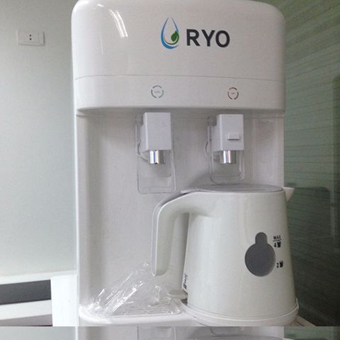 Máy lọc nước nóng lạnh RYO RP102BH